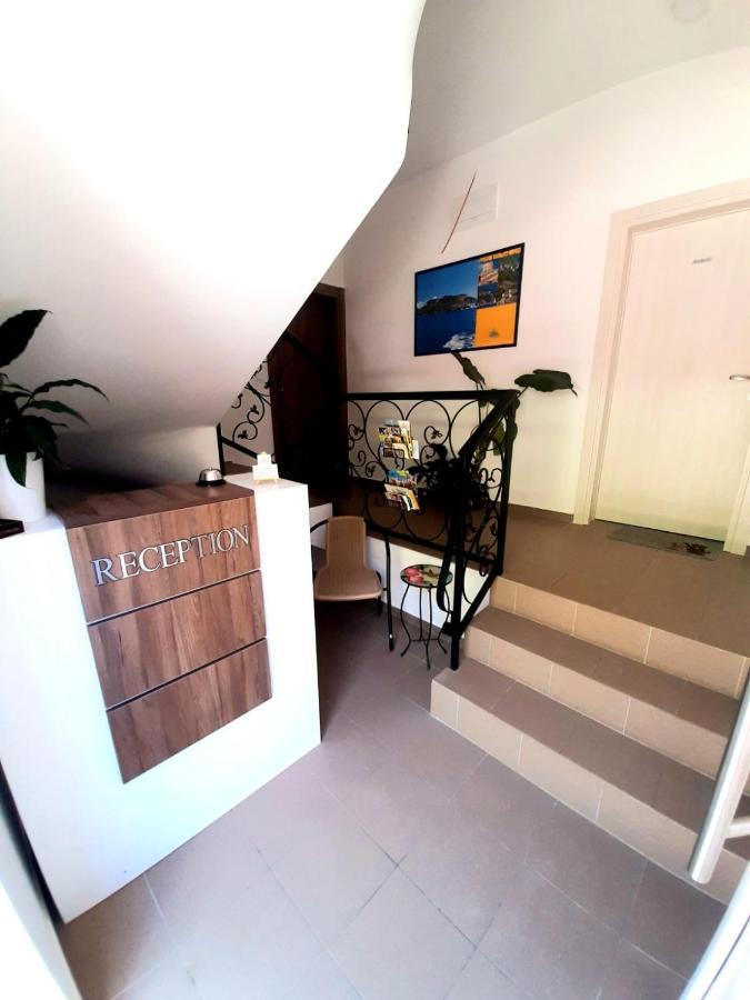 Apartments Sunrise Herceg Novi Eksteriør bilde